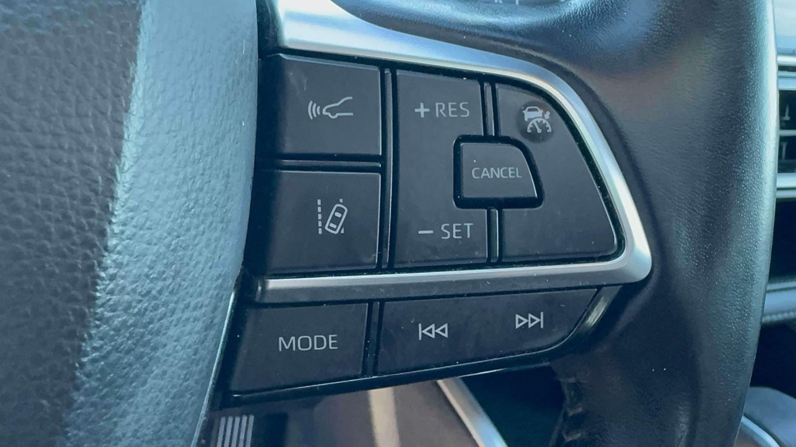 2021 Toyota Highlander XLE AWD (Natl)