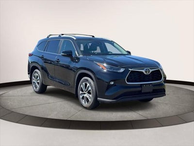 2023 Toyota Highlander XLE AWD (Natl)