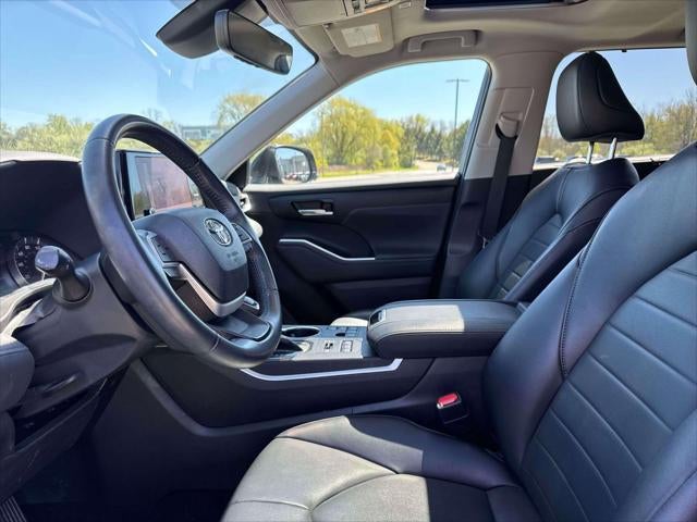 2023 Toyota Highlander XLE AWD (Natl)