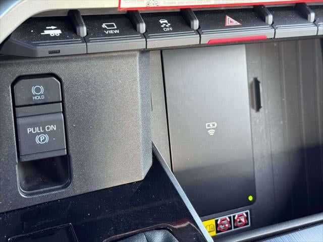 2025 Toyota Tundra 4WD Platinum Hybrid CrewMax 5.5' Bed (Natl)