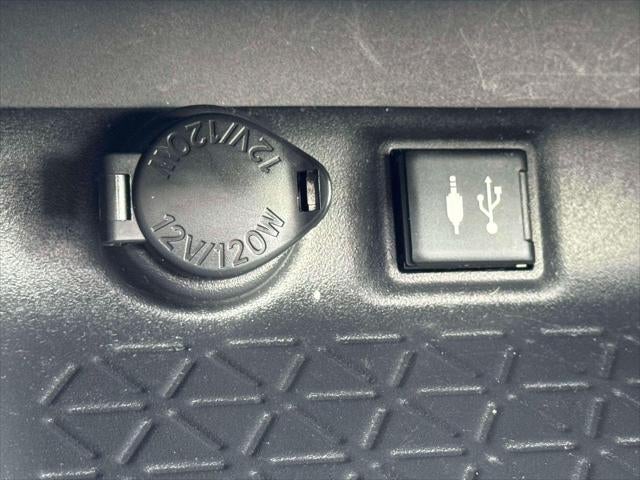 2019 Toyota RAV4 XLE AWD (Natl)