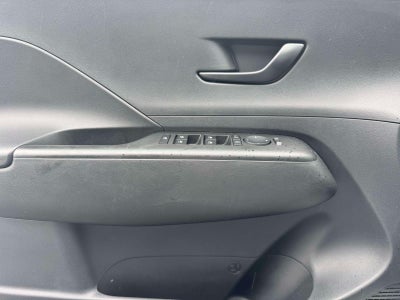 2025 Hyundai Kona SE FWD