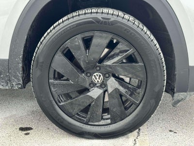 2025 Volkswagen Atlas 2.0T SE