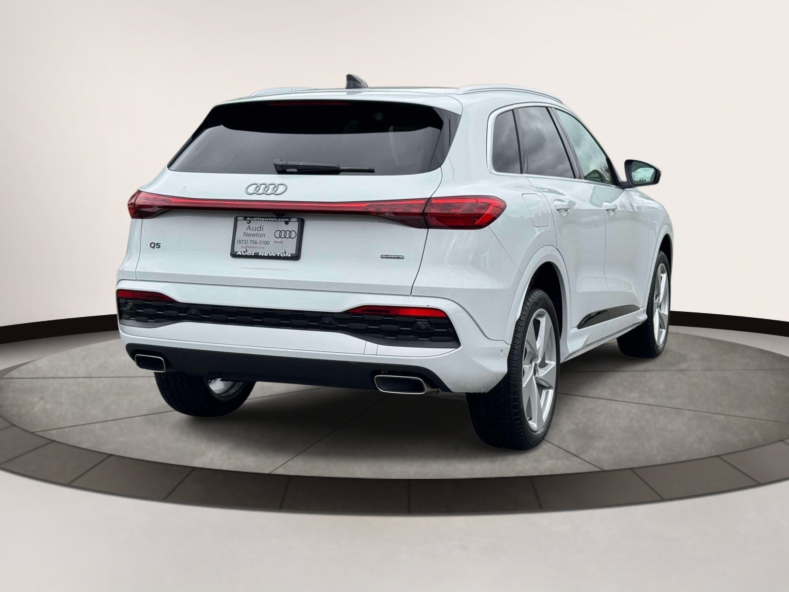 2025 Audi Q5 2.0T Premium Plus