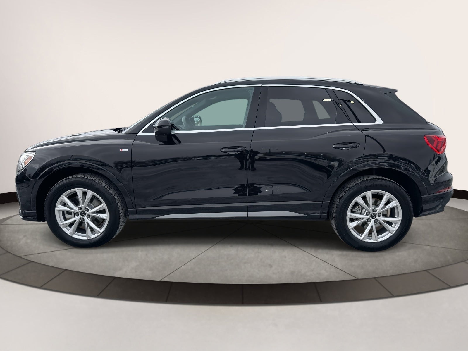 2025 Audi Q3 Premium
