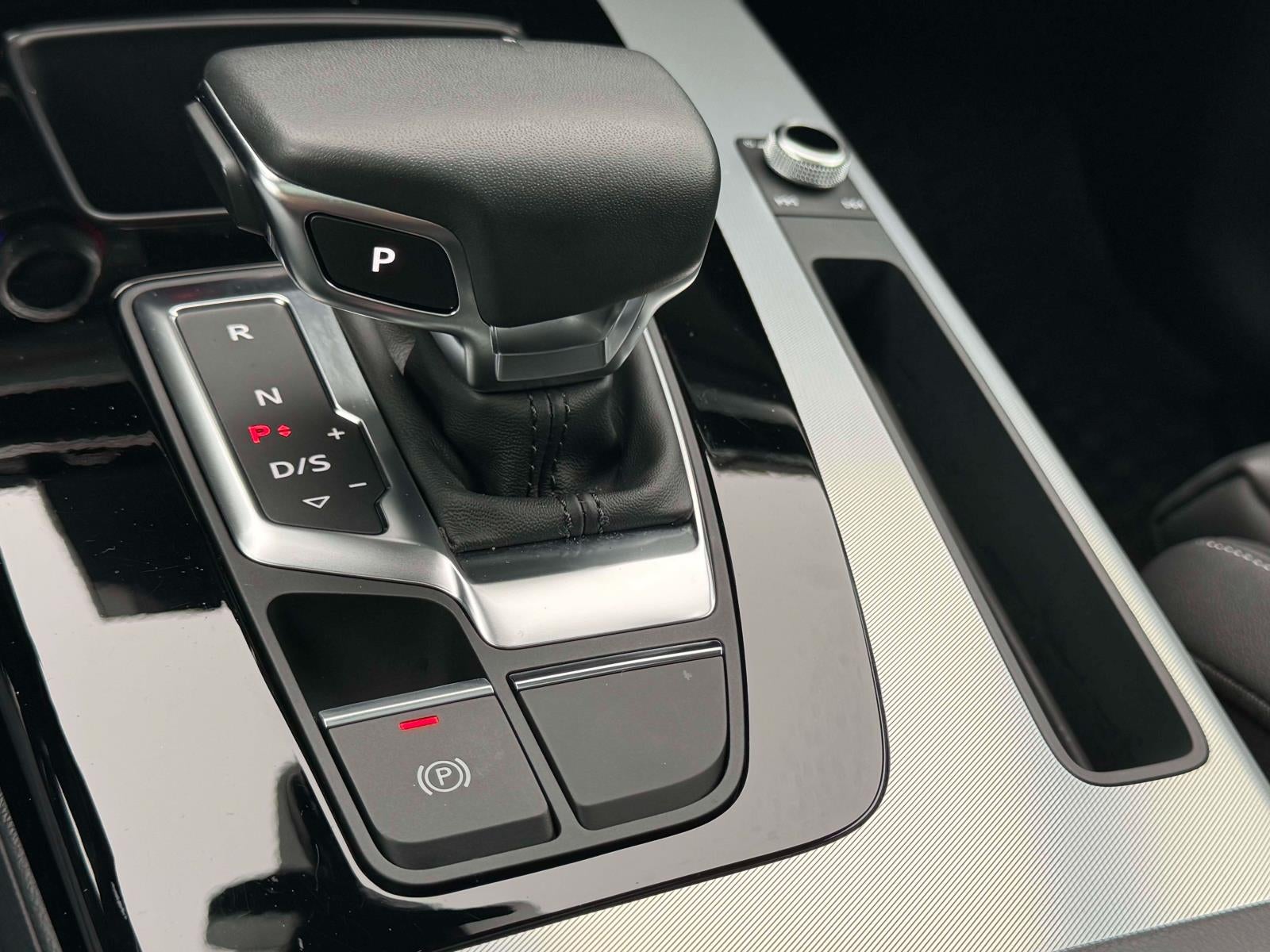 2025 Audi Q5 S line Premium