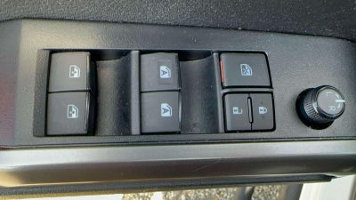 2023 Toyota Tacoma 4WD SR5 Double Cab 5' Bed V6 AT (Natl)