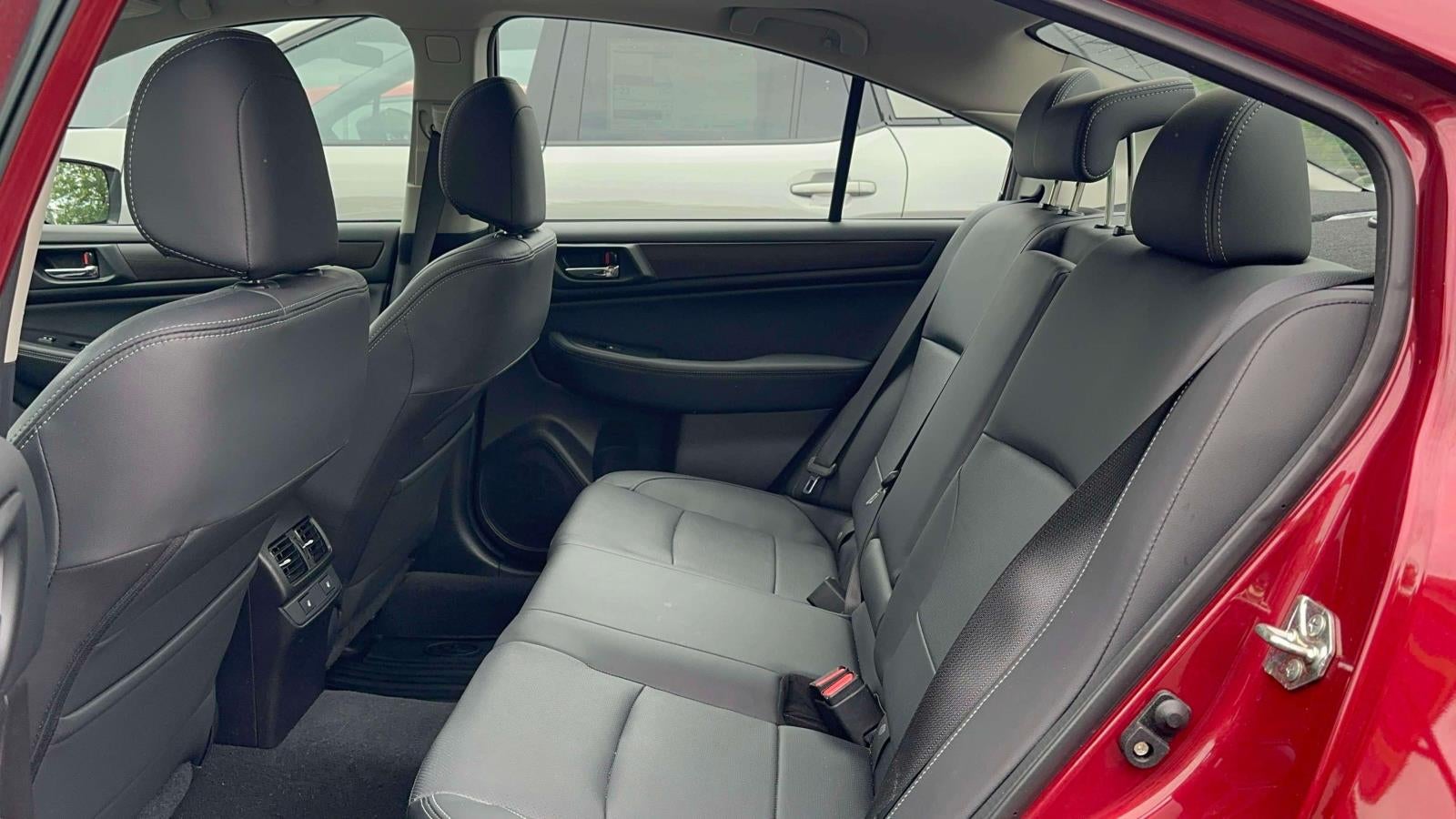 2017 Subaru Legacy 3.6R Limited