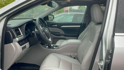 2019 Toyota Highlander XLE V6 AWD (Natl)
