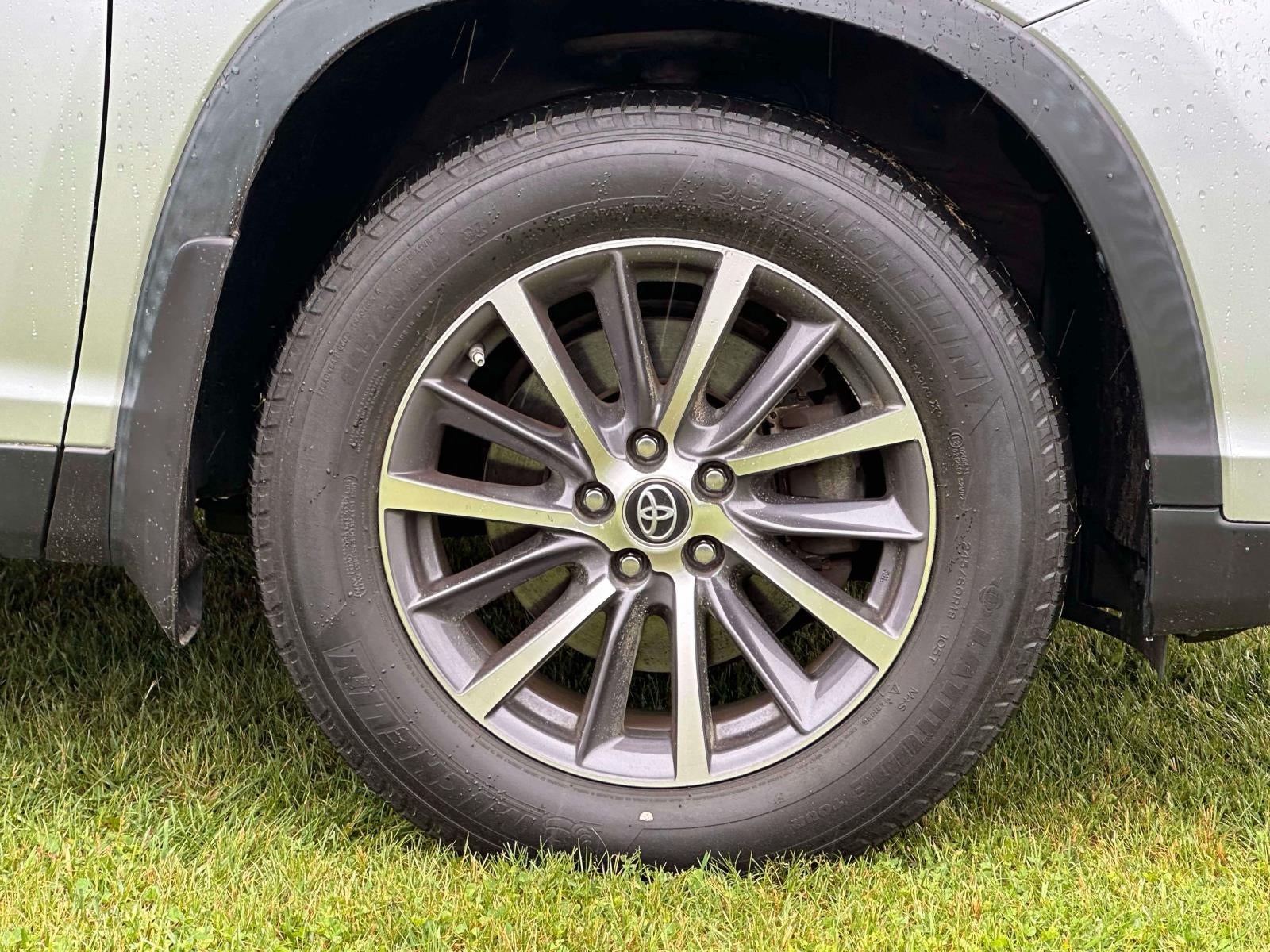 2019 Toyota Highlander XLE V6 AWD (Natl)