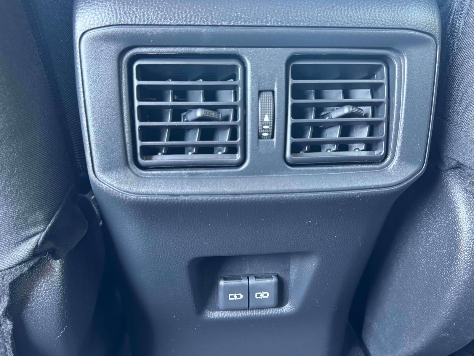 2023 Toyota RAV4 XLE AWD (Natl)