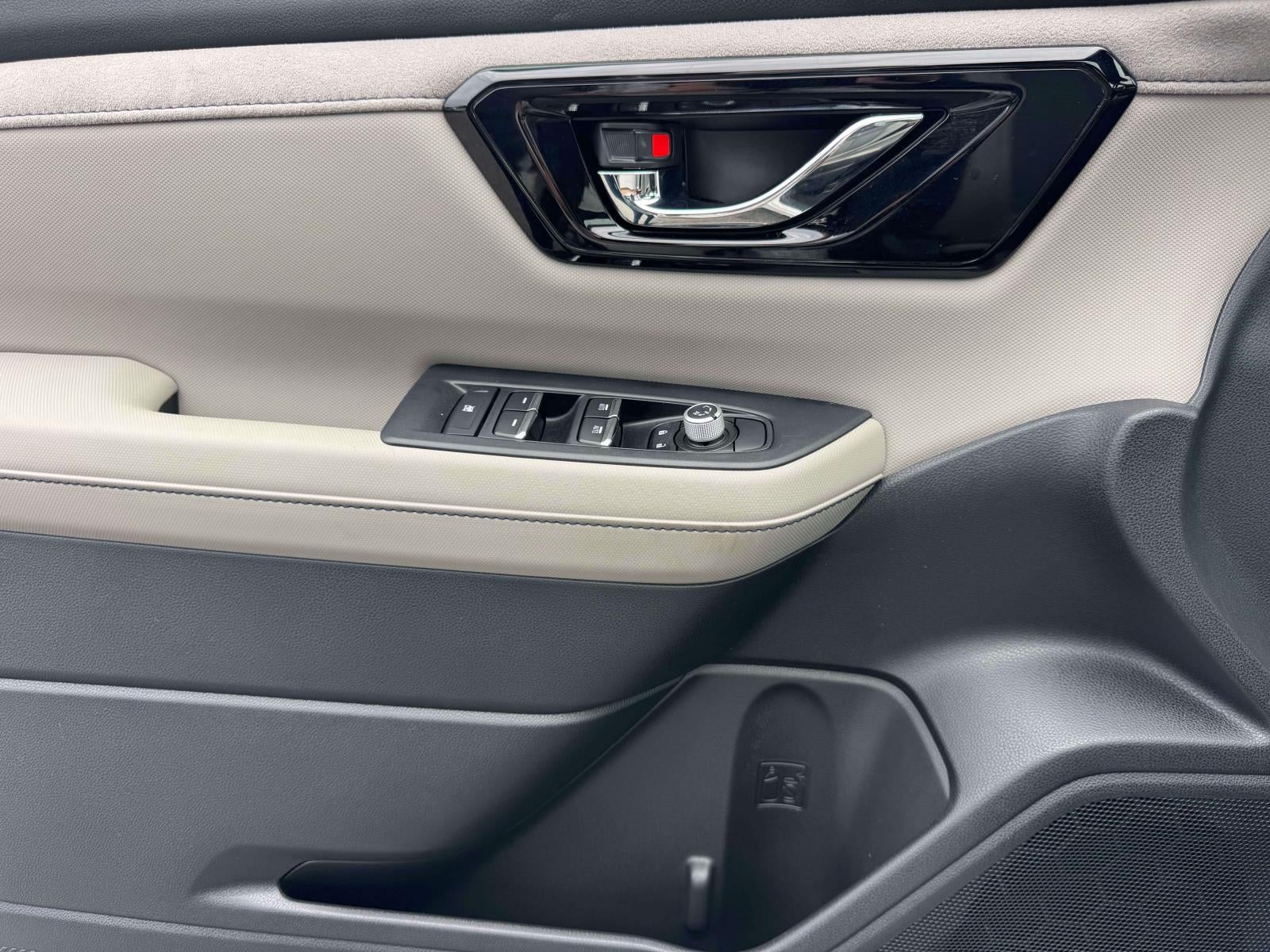 2025 Subaru Forester Limited Hybrid AWD