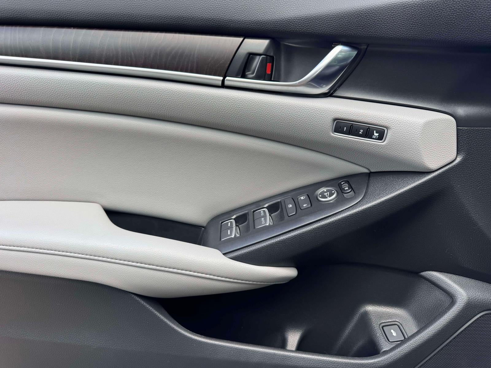 2020 Honda Accord Sedan Touring 2.0T Auto