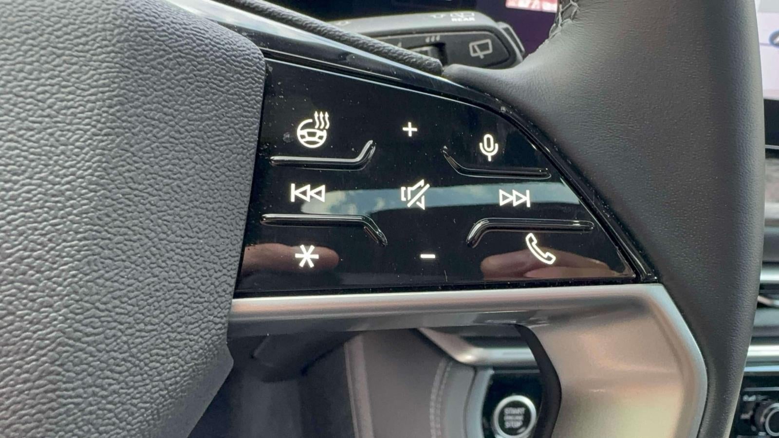 2025 Audi Q5 Premium 2.0 TFSI quattro