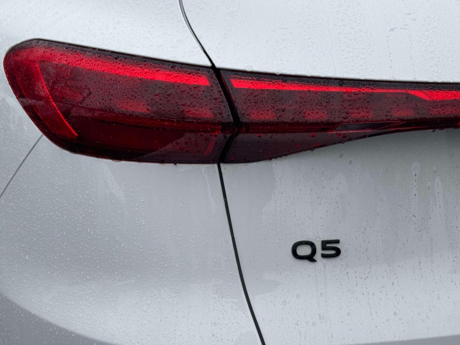 2025 Audi Q5 Premium 2.0 TFSI quattro