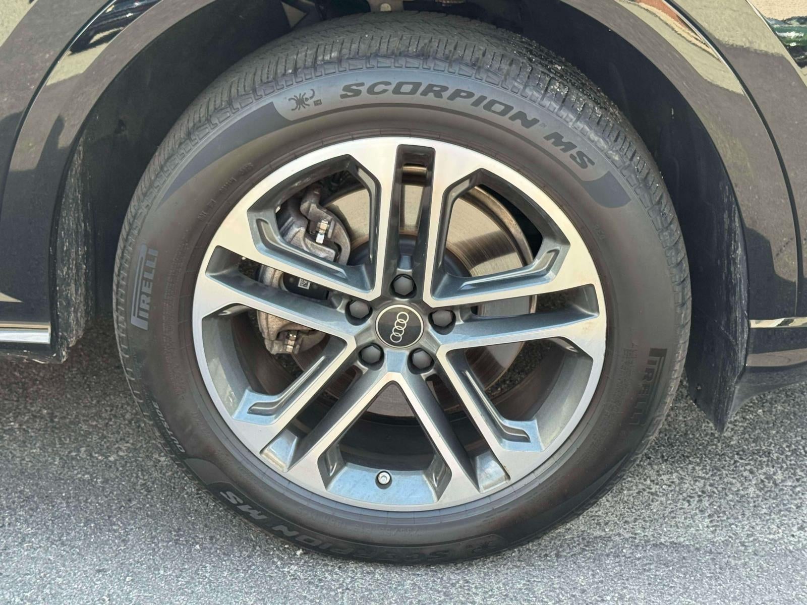 2025 Audi Q5 Premium 2.0 TFSI quattro