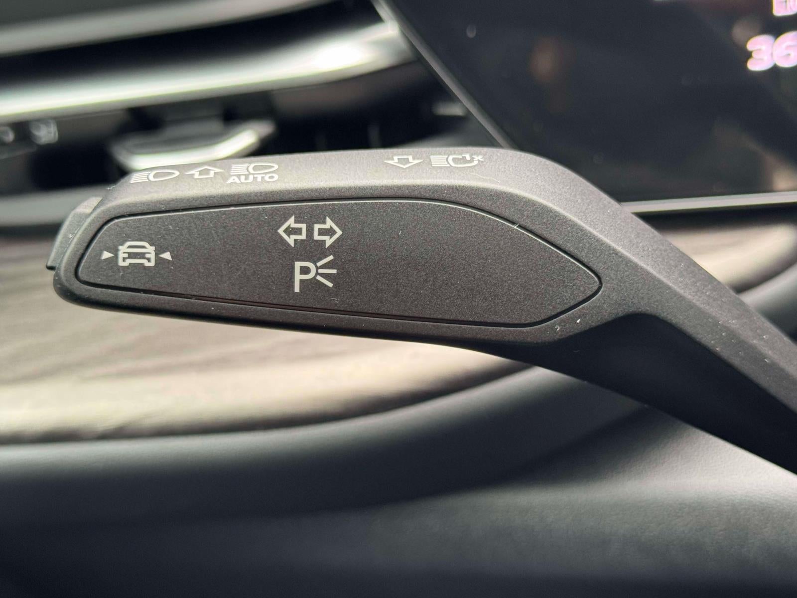 2025 Audi Q5 Premium 2.0 TFSI quattro