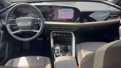 2025 Audi Q5 Premium 2.0 TFSI quattro