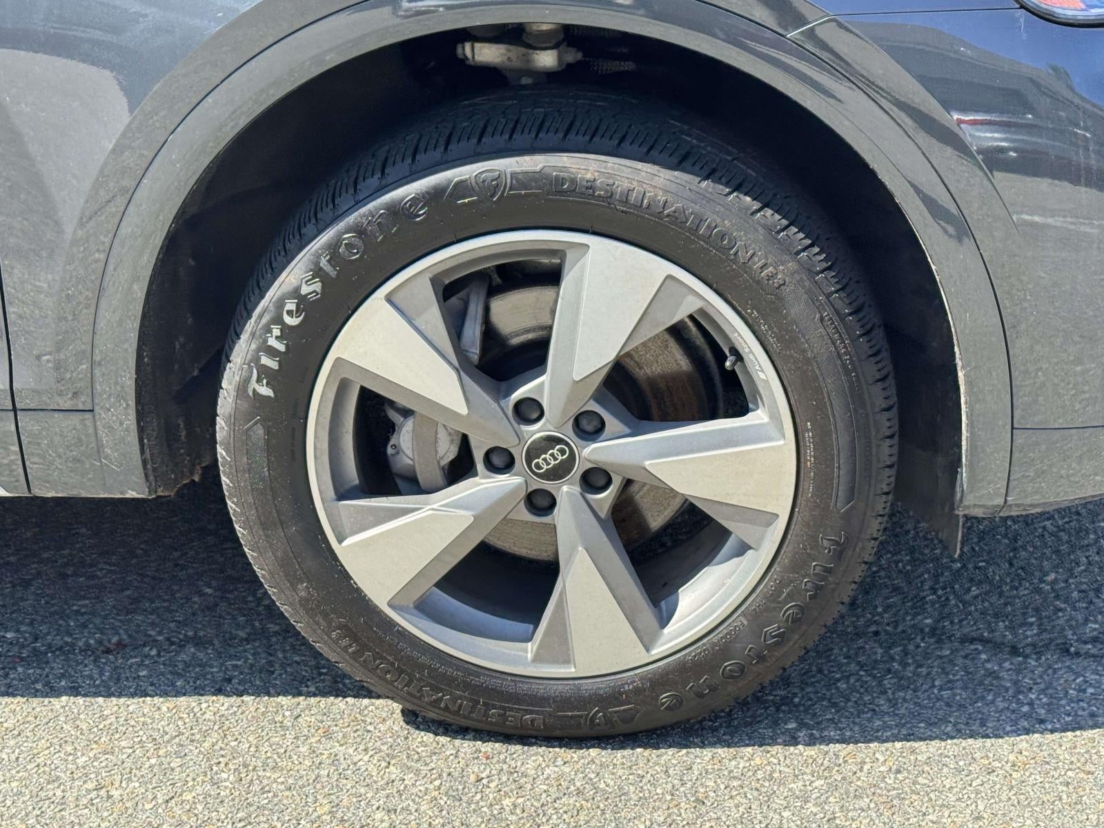 2023 Audi Q5 Premium 40 TFSI quattro