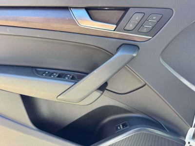 2023 Audi Q5 Premium 40 TFSI quattro