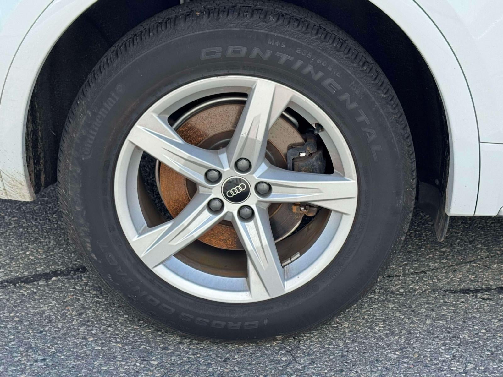 2023 Audi Q5 Premium 40 TFSI quattro