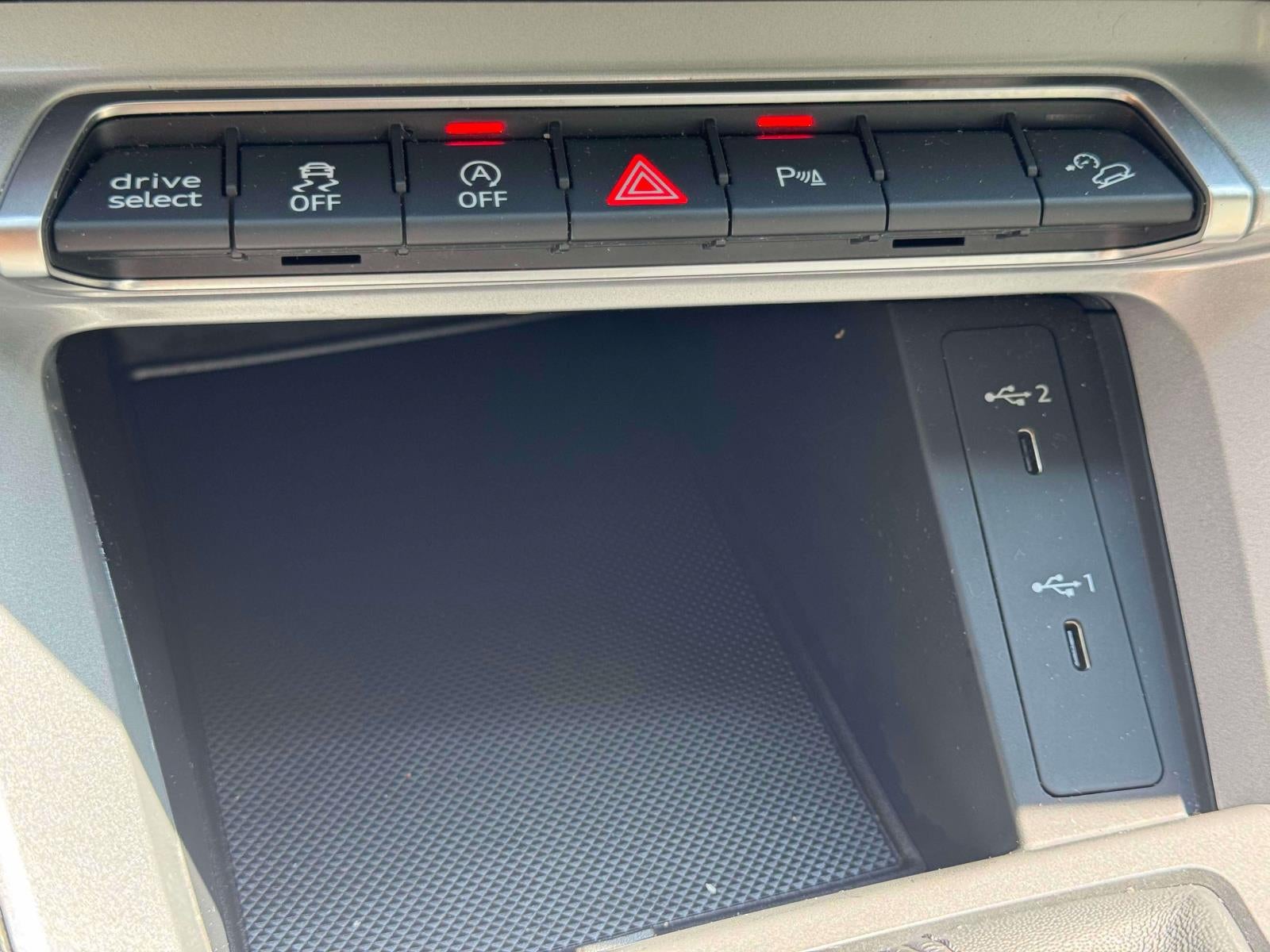 2023 Audi Q3 S line Premium 45 TFSI quattro