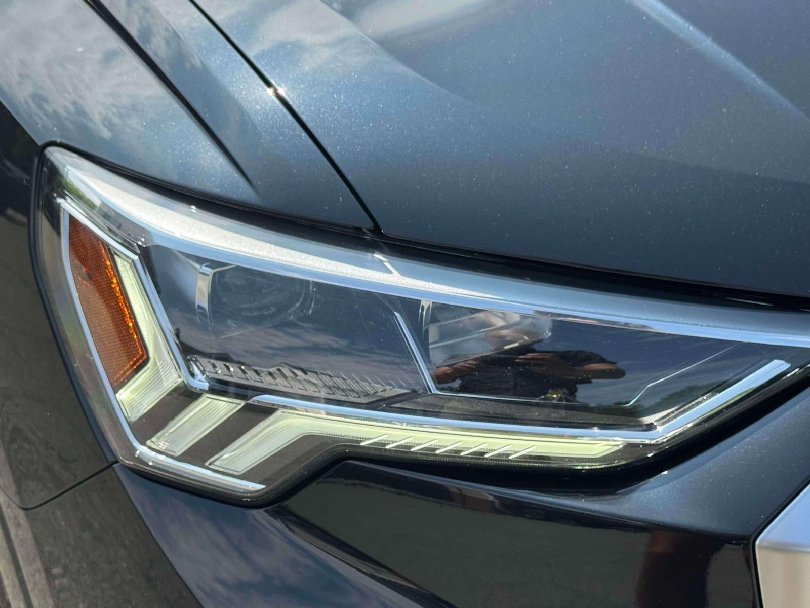 2023 Audi Q3 S line Premium 45 TFSI quattro