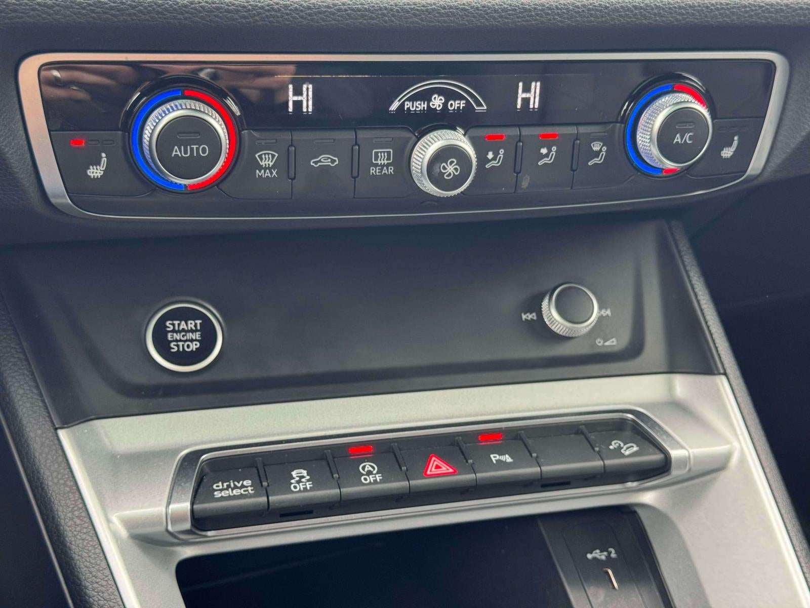 2023 Audi Q3 S line Premium 45 TFSI quattro