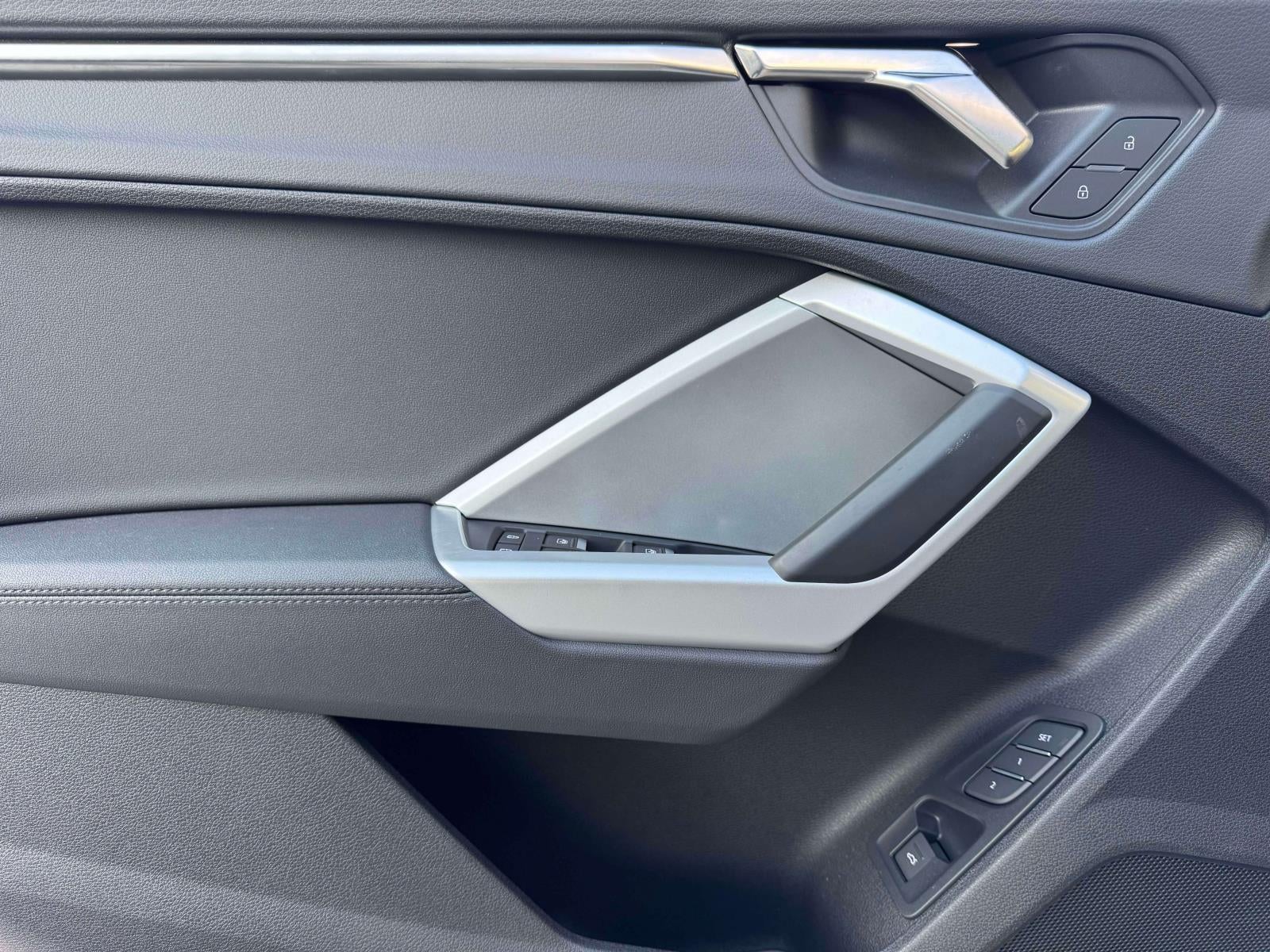 2025 Audi Q3 S line Premium 45 TFSI quattro