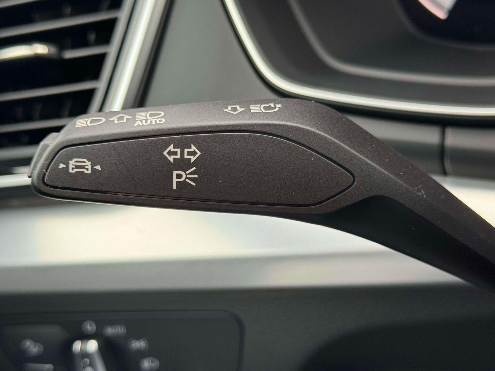 2025 Audi Q5 S line Premium 45 TFSI quattro