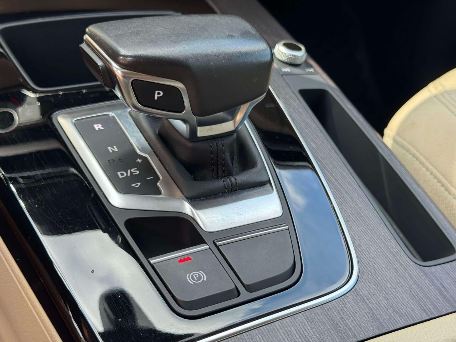 2022 Audi Q5 S line Premium 45 TFSI quattro