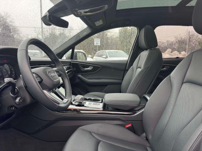2025 Audi Q7 Premium Plus 45 TFSI quattro