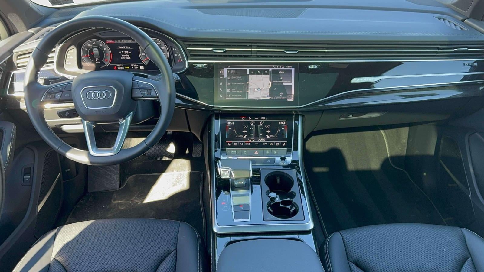 2025 Audi Q7 Premium Plus 45 TFSI quattro