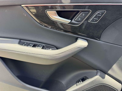 2025 Audi Q7 Premium Plus 55 TFSI quattro