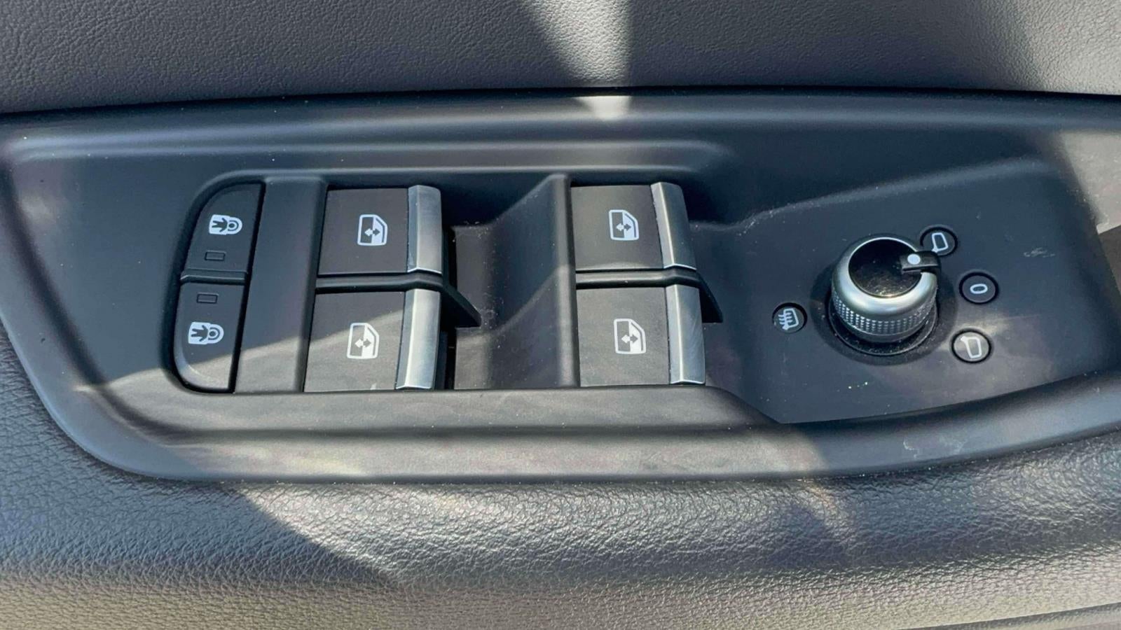 2022 Audi A4 Sedan Premium 40 TFSI quattro