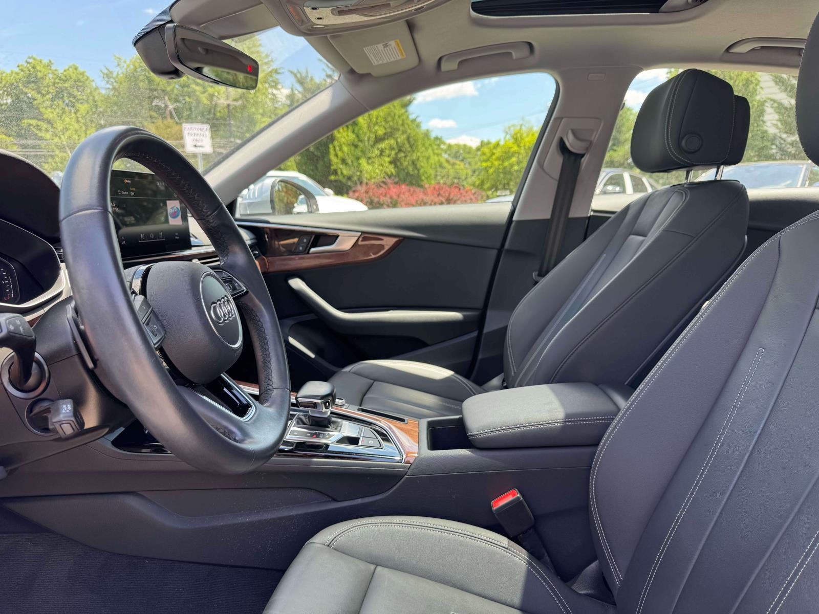 2022 Audi A4 Sedan Premium 40 TFSI quattro