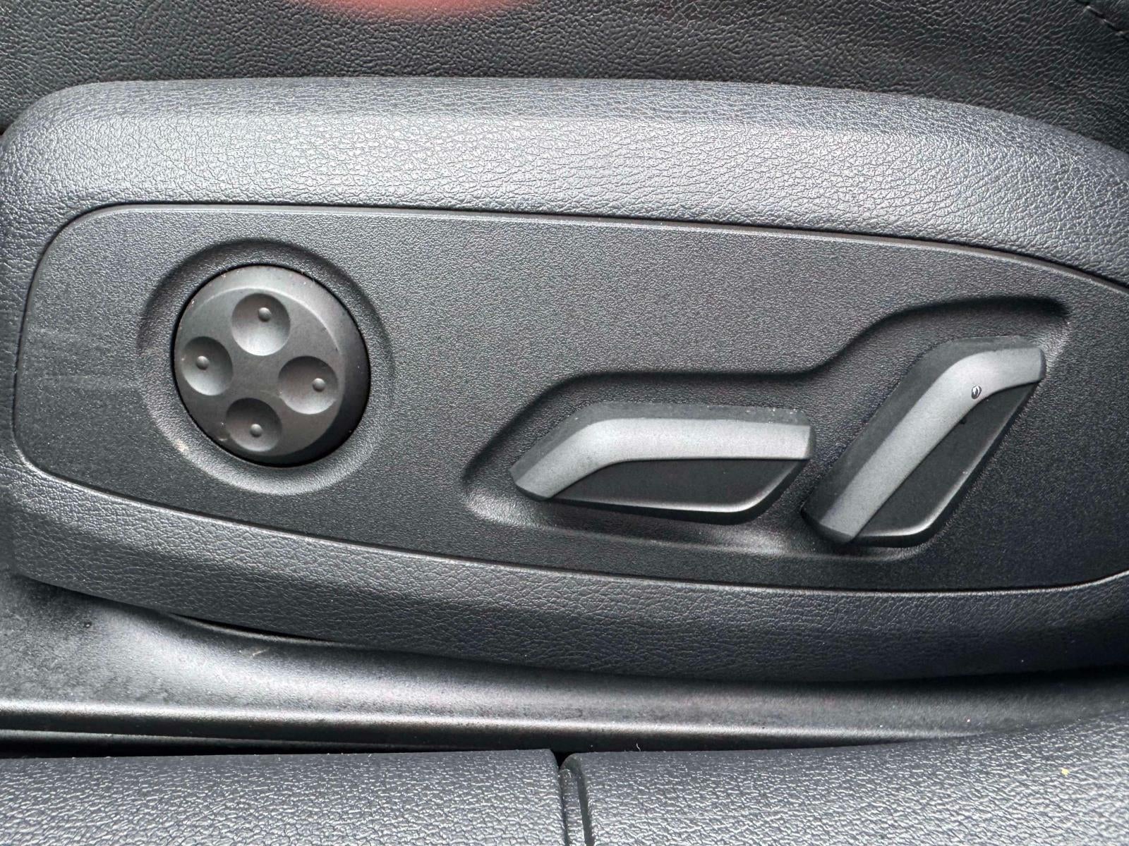 2022 Audi A4 Sedan S line Premium Plus 45 TFSI quattro