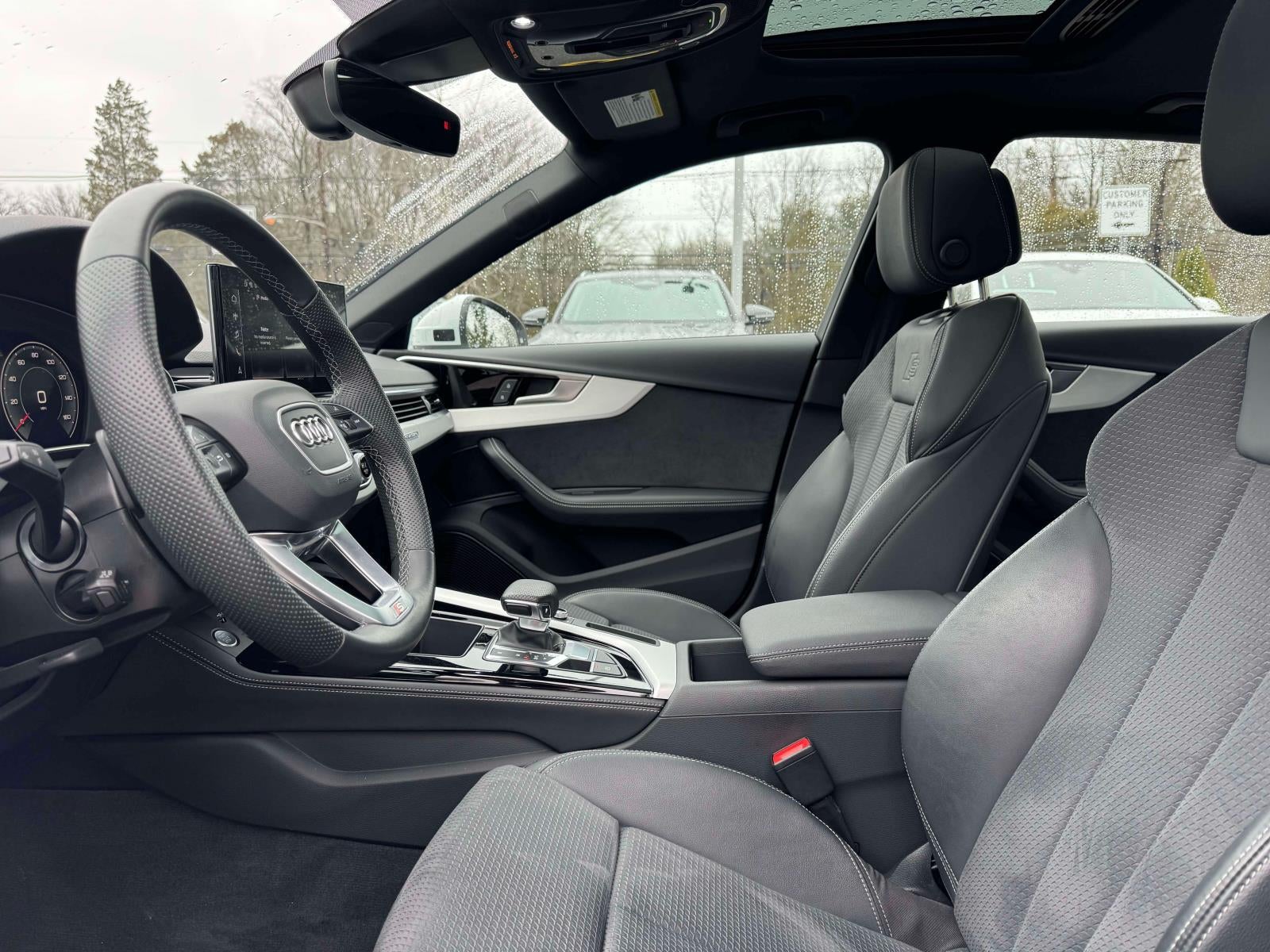 2022 Audi A4 Sedan S line Premium Plus 45 TFSI quattro