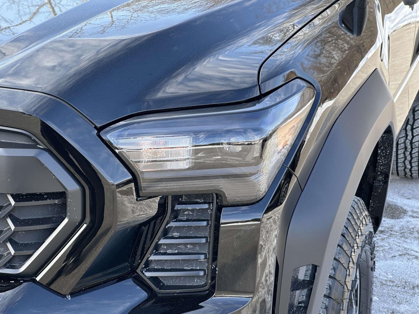 2026 Toyota Tacoma i-FORCE MAX Tacoma TRD Off-Road