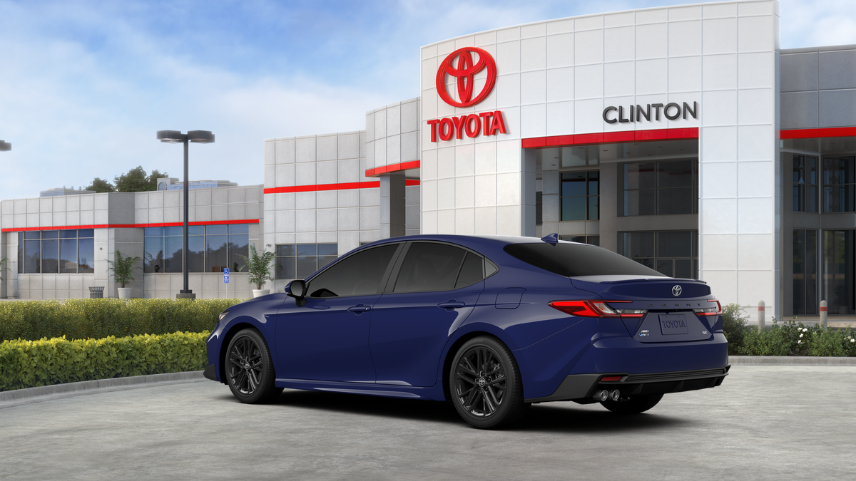 2026 Toyota Camry SE AWD
