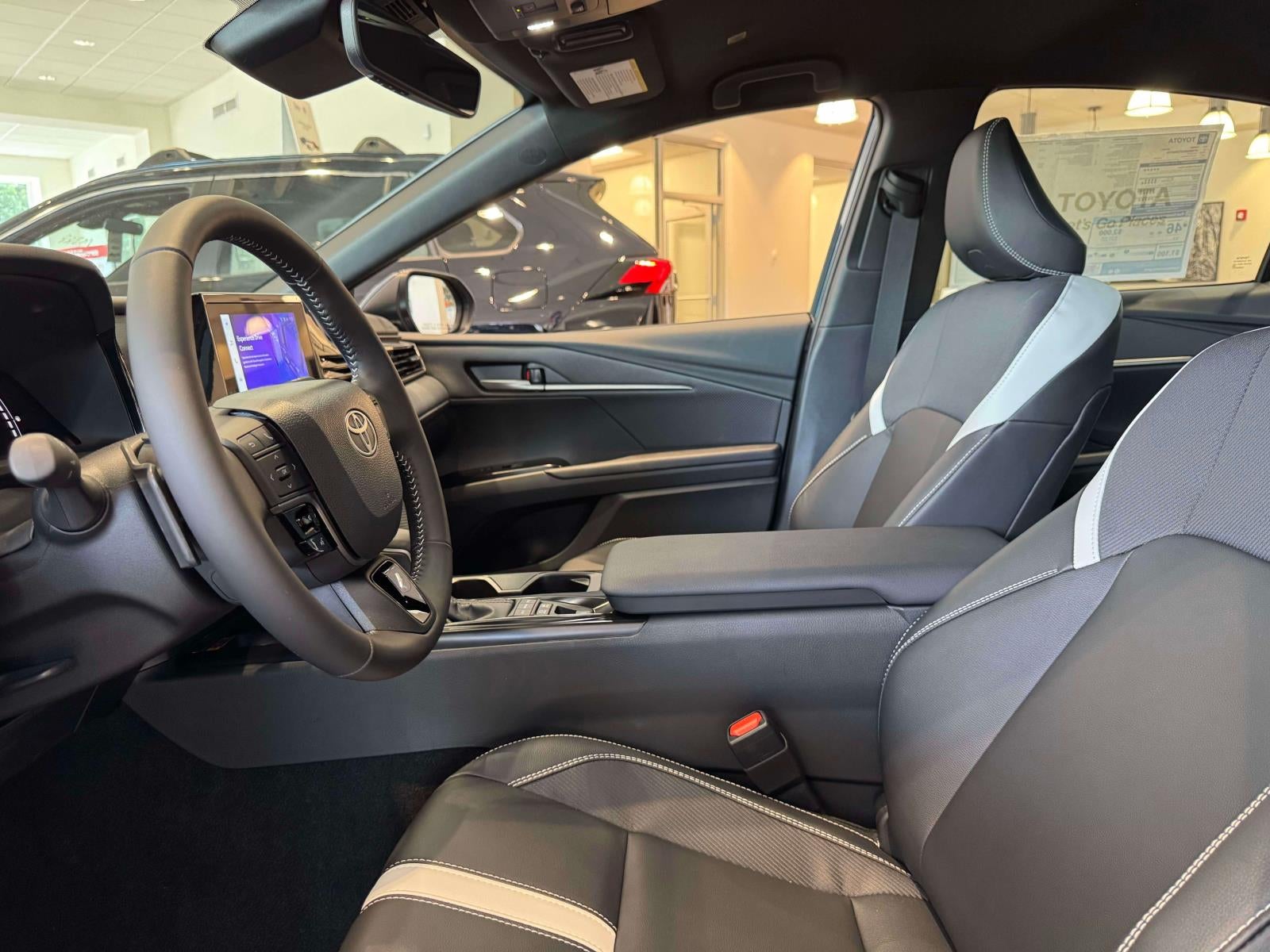 2026 Toyota Camry SE AWD
