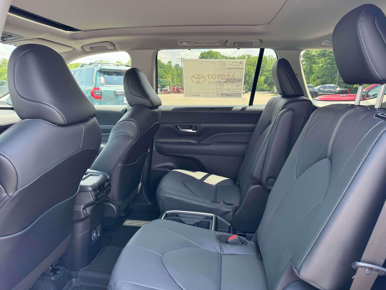 2026 Toyota Grand Highlander Platinum
