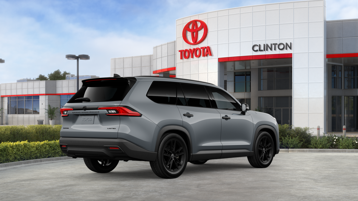 2026 Toyota Grand Highlander Hybrid Nightshade