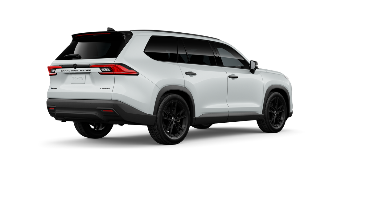 2026 Toyota Grand Highlander Hybrid Nightshade