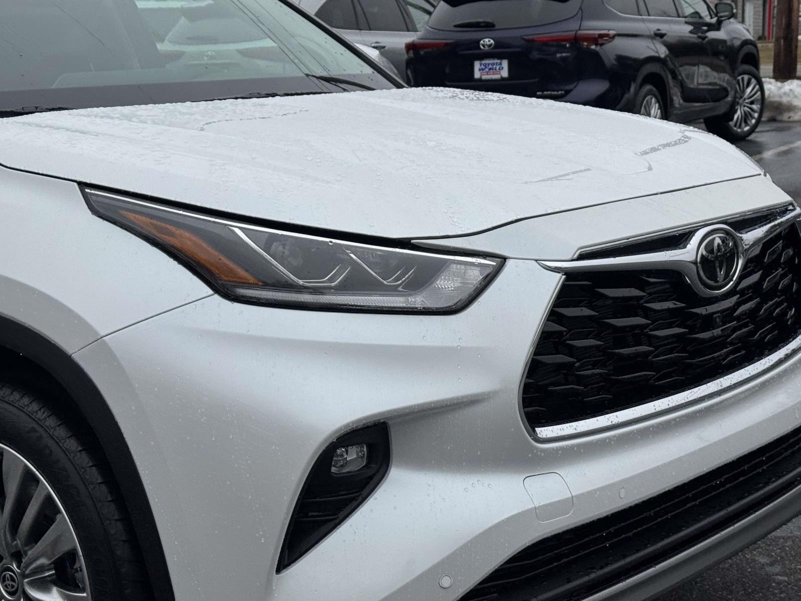 2026 Toyota Highlander Hybrid Platinum