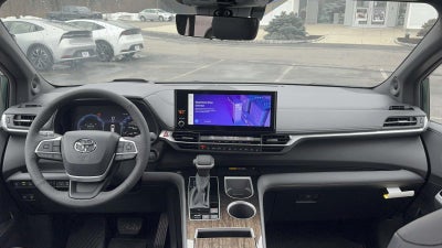 2026 Toyota Sienna Platinum