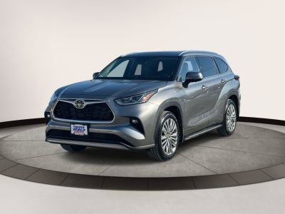 2026 Toyota Highlander Platinum
