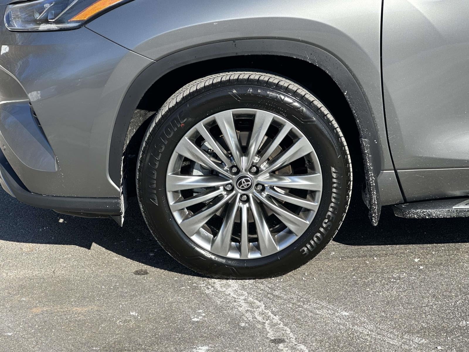 2026 Toyota Highlander Platinum