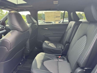 2026 Toyota Highlander XSE
