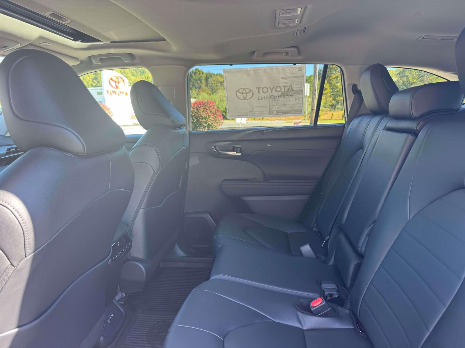 2026 Toyota Highlander XLE